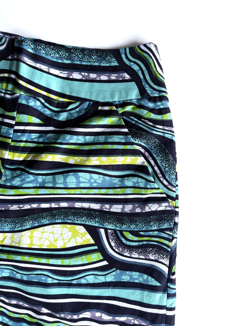 Ocean Current – High-Waisted Wide-Leg Pants