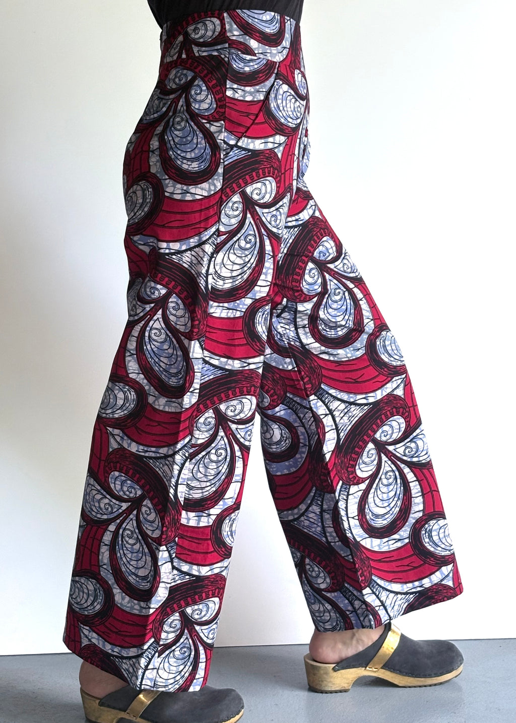 Crimson Swirl – High-Waisted Wide-Leg Pants
